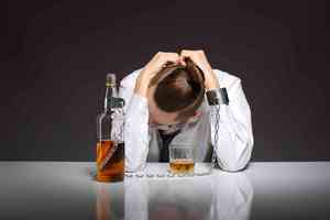 Как распознать подростковый алкоголизм