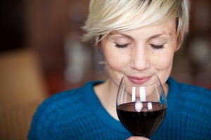 Особенности влияния красного вина на старение мозга