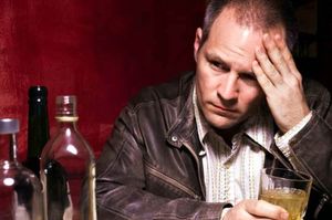 Почему хочется злоупотреблять алкоголем